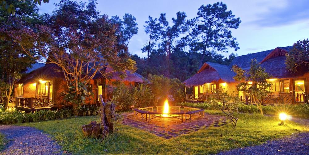 Hmong Hilltribe Lodge Mae Rim Dış mekan fotoğraf