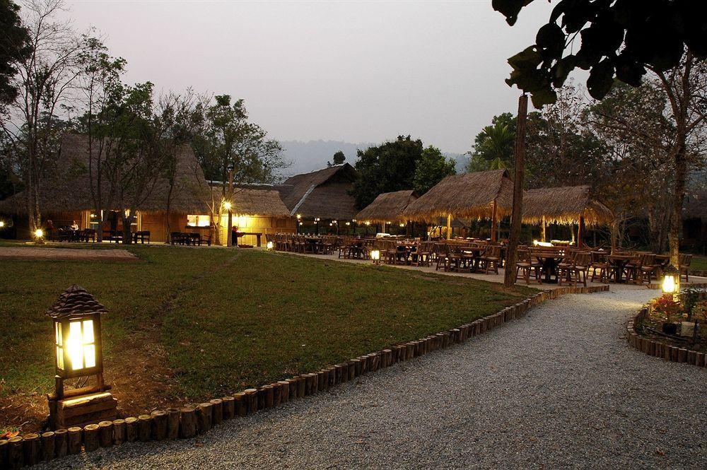 Hmong Hilltribe Lodge Mae Rim Dış mekan fotoğraf