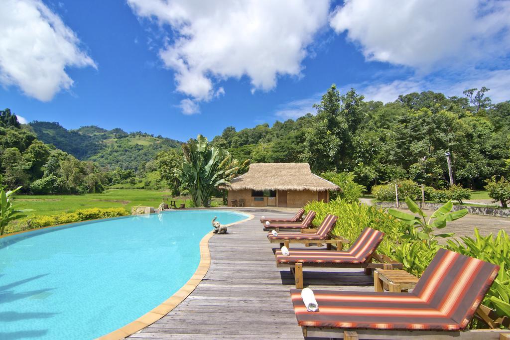 Hmong Hilltribe Lodge Mae Rim Dış mekan fotoğraf