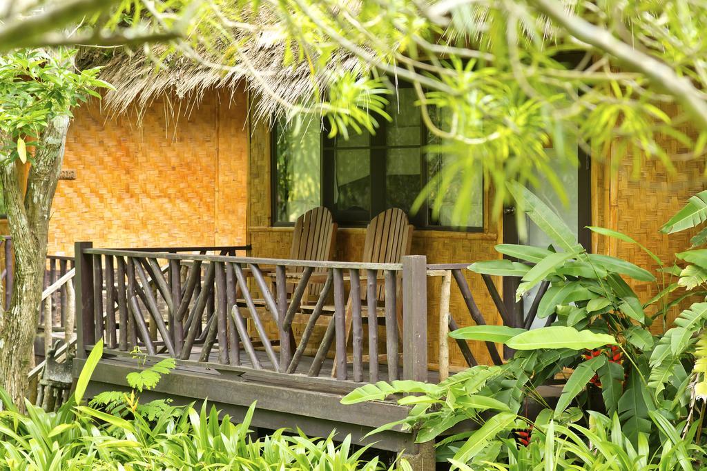 Hmong Hilltribe Lodge Mae Rim Dış mekan fotoğraf